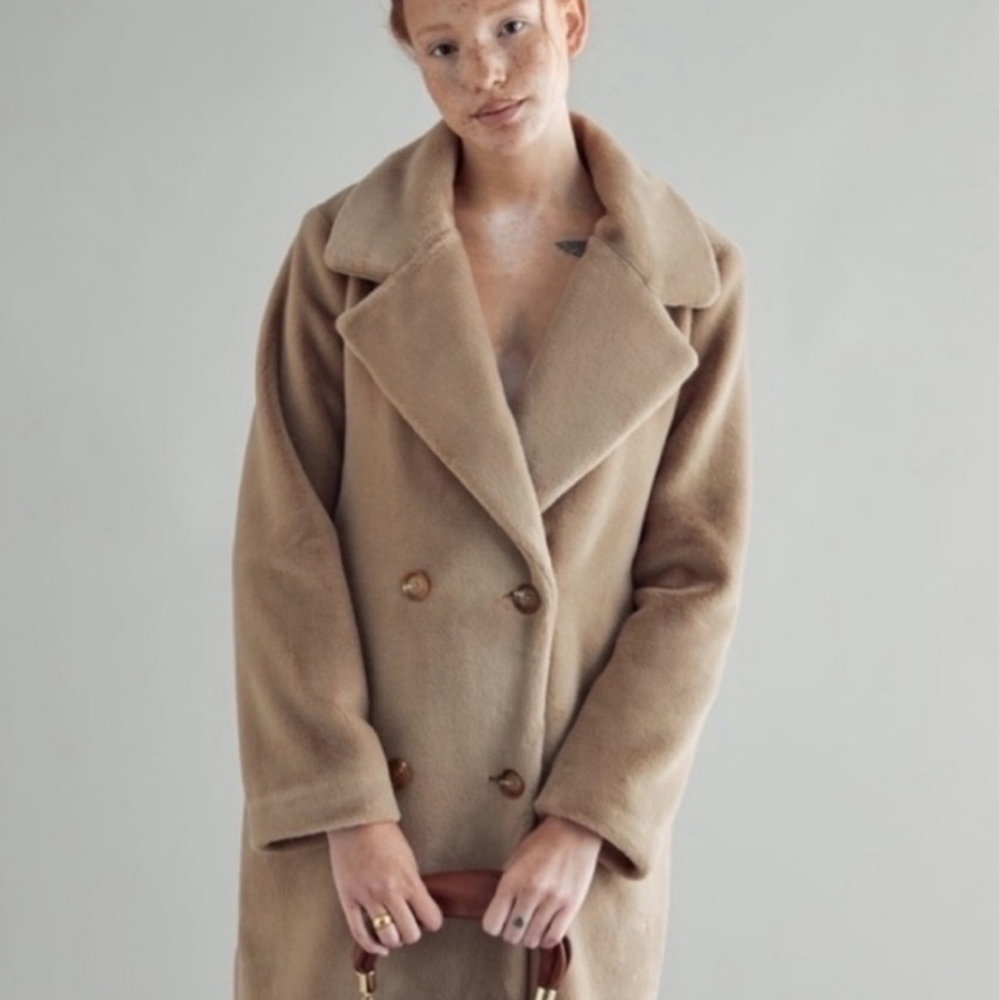 Reformation Hank Teddy Coat Tan Long Double Breasted New With Tags Size … - Picture 3 of 10